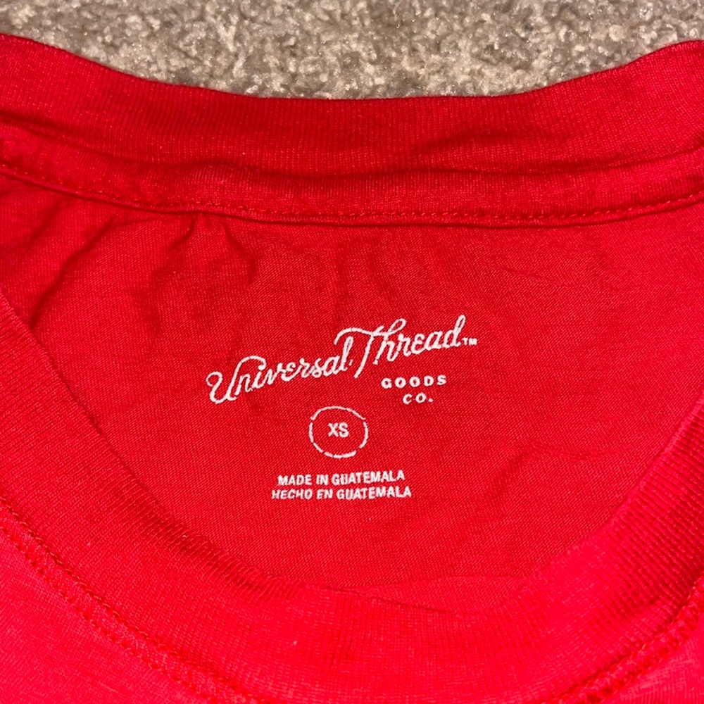 Universal Thread tee - Picture 3 of 3